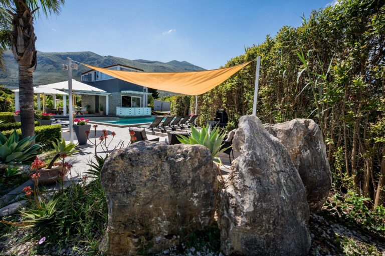 Villa Amira