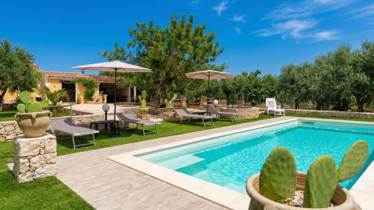 Villa Elara