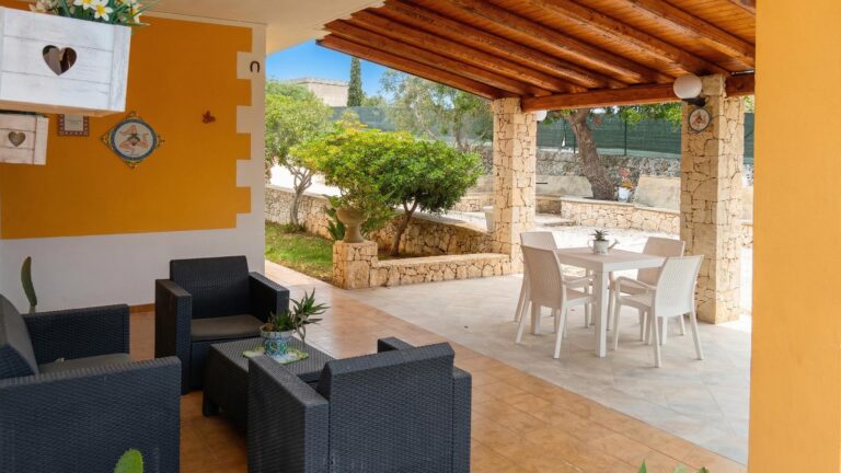 Villa Elara
