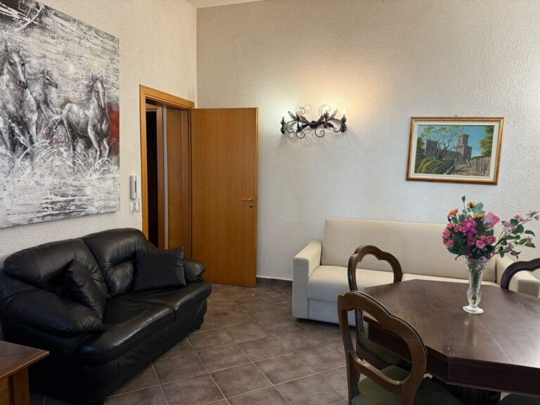 Appartamento Lucentia Rosso