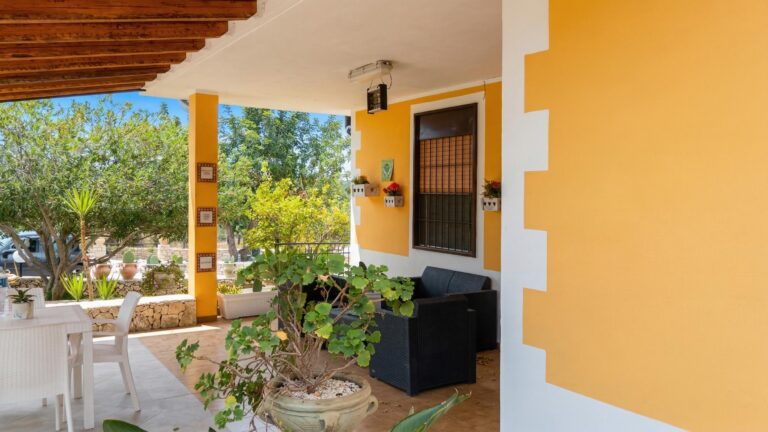 Villa Elara