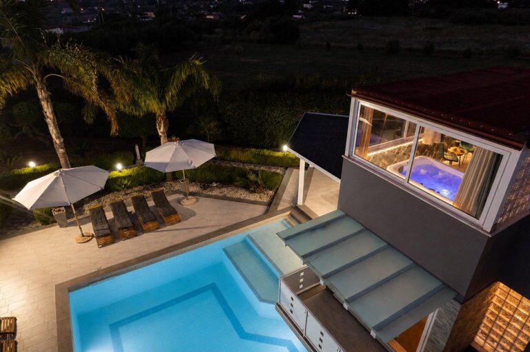 Villa Amira